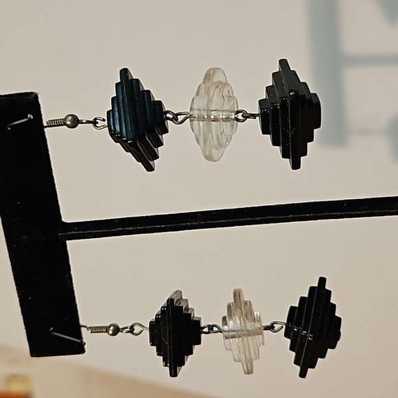 Art Deco Style Black & Clear Acrylic Pierced Earrings - Picture 2 of 5